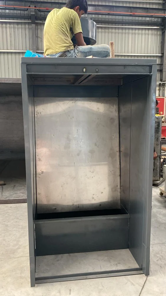 Liquid Spray Painting Booth